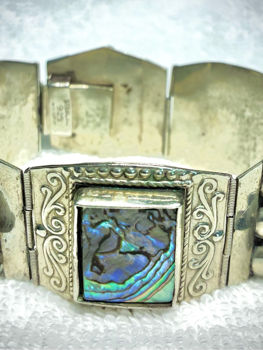 Vintage Sterling Silver Bracelet with Labradorite Abalone Iridescent Inlay